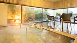 湯坂温泉郷 賀茂川荘（共有スペース１）